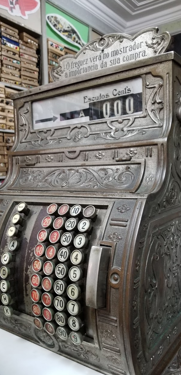 antique cash register retrosaria bijou