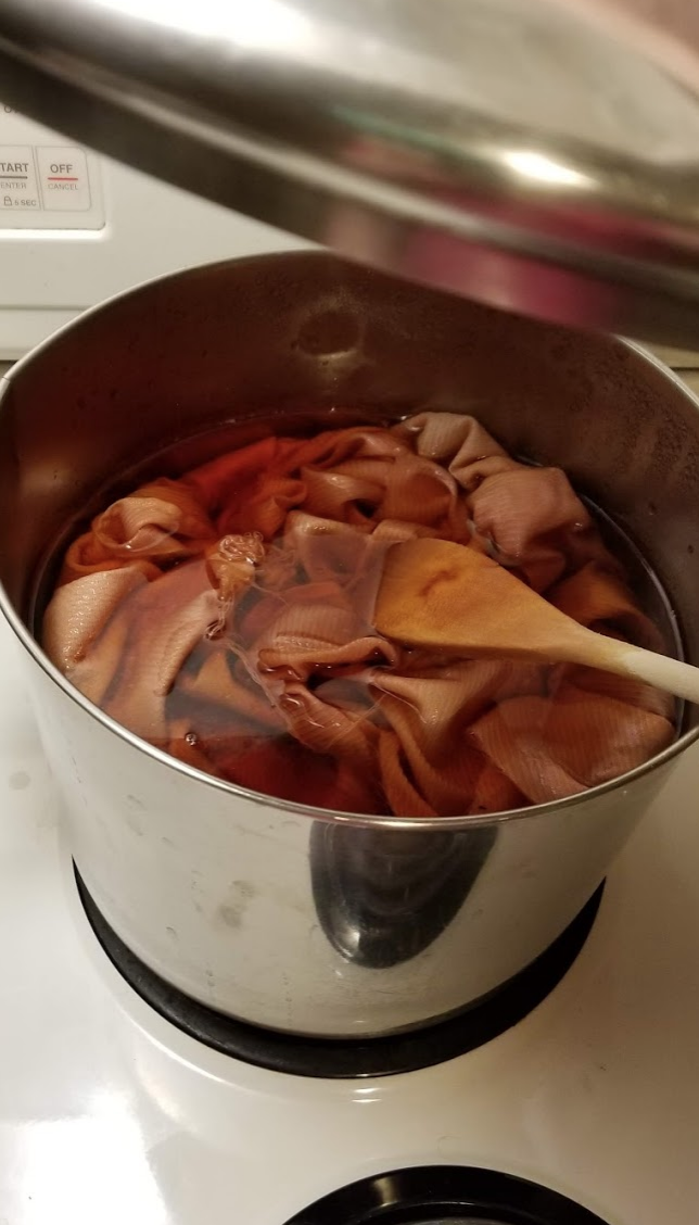 dyeing fabric pink with avocados