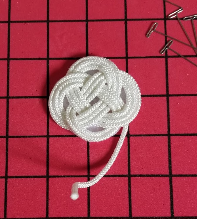 creating a decorative knot
